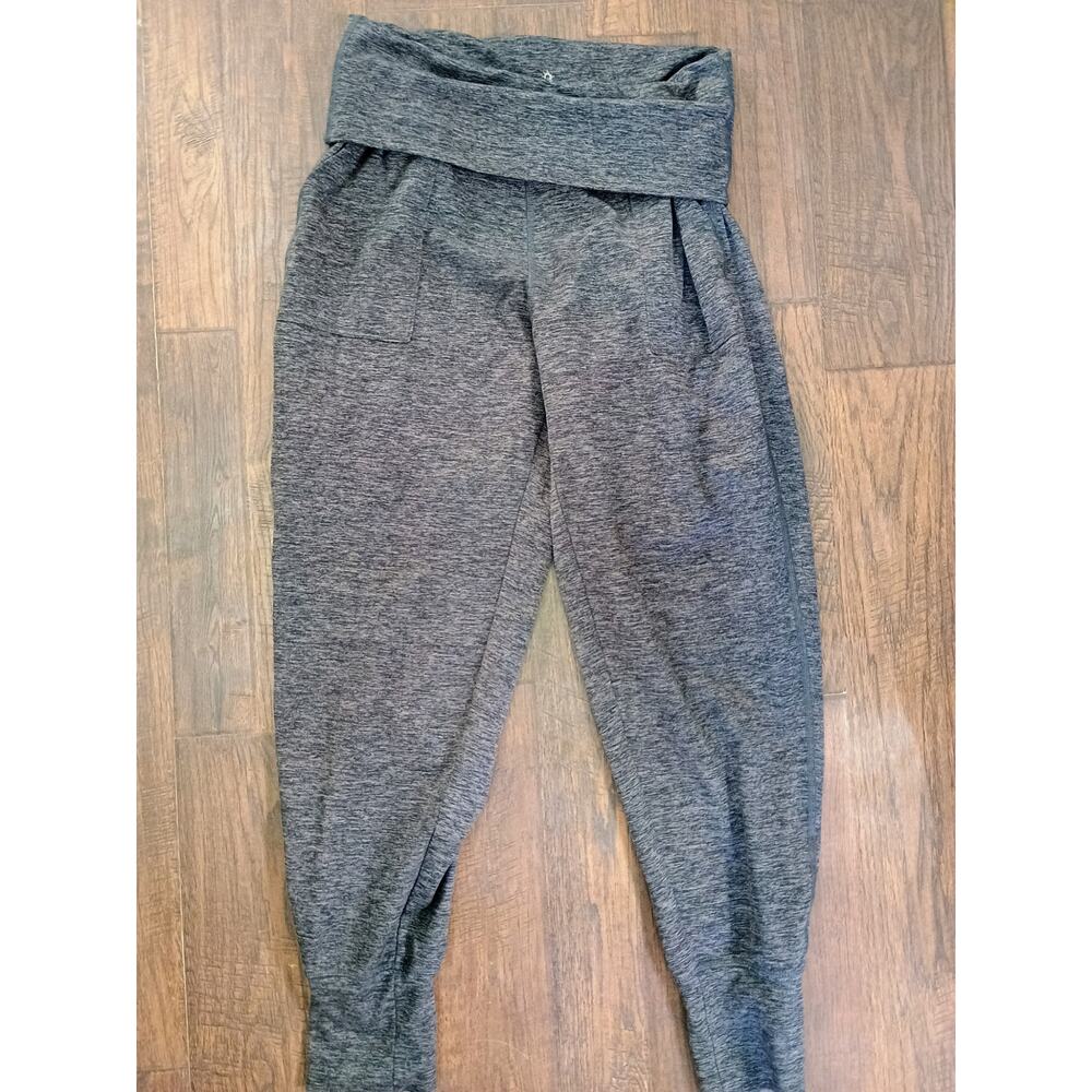Offline by Aerie women's joggers size small